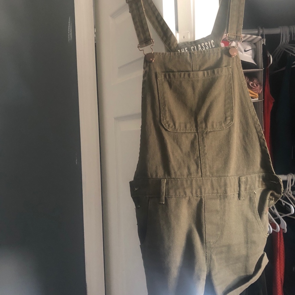 Olive green jumper size small